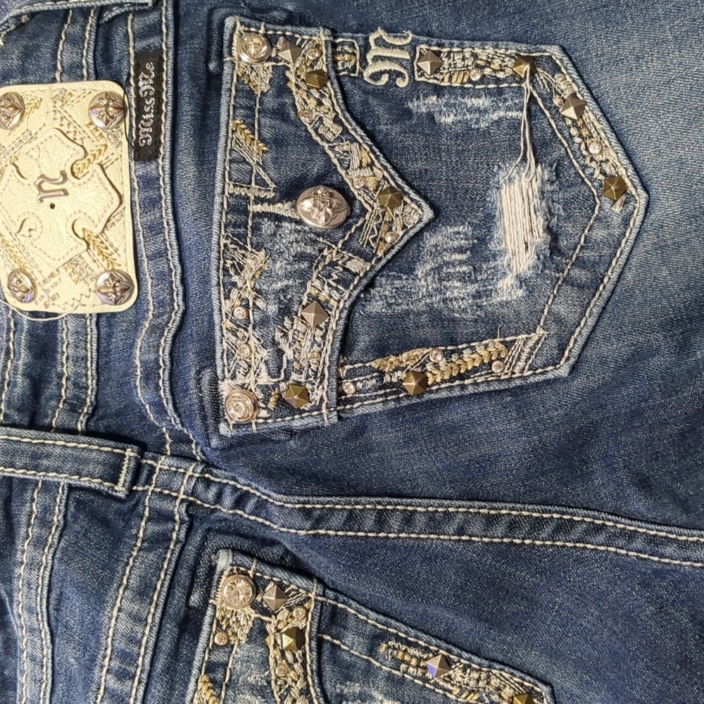 Miss Me Signature Straight Jeans size 28